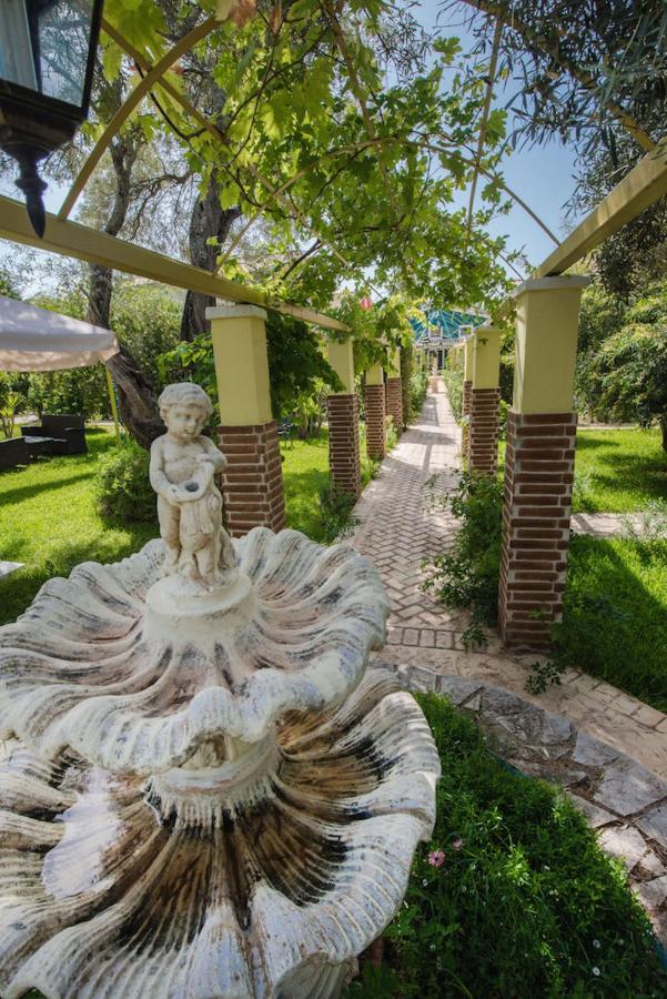Villaggio Maistro 圣爱奥尼斯米科 外观 照片