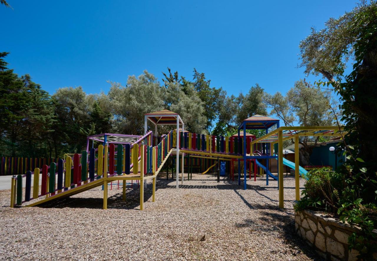 Villaggio Maistro 圣爱奥尼斯米科 外观 照片