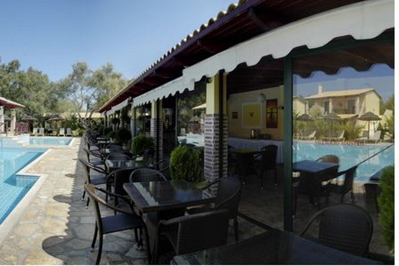 Villaggio Maistro 圣爱奥尼斯米科 外观 照片